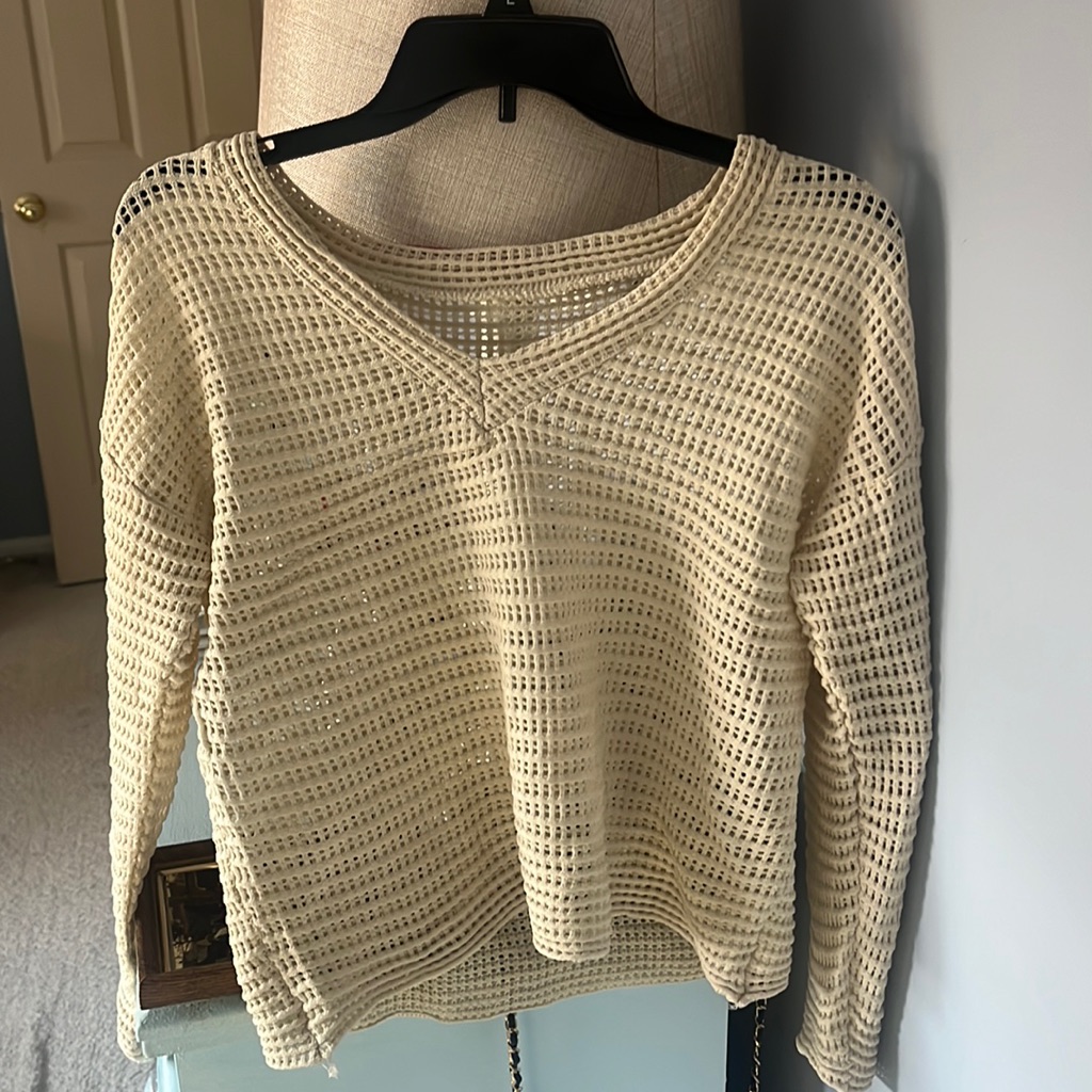 Cutout V-Neck Cream Sweater